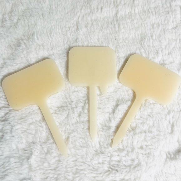 Set of 3 Natural Cream Plant Markers Hand Crafted Resin Gift Set Cake Toppers - Picture 3 of 6